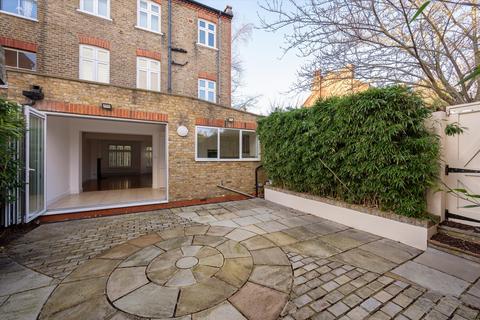 4 bedroom end of terrace house for sale, Agincourt Road, Hampstead Heath, London, NW3