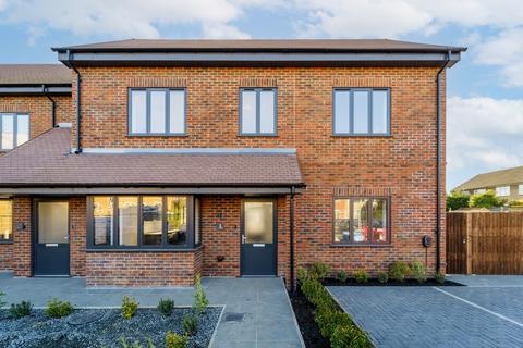 undefined, Oakwood Court, Watford, WD25
