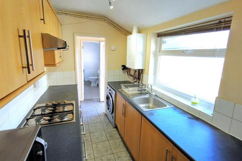 4 bedroom terraced house for sale, City Road, Nottingham