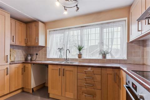 49 Mandeville, Stevenage, SG2 8JJ