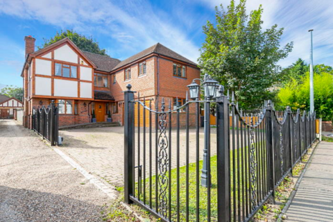 4 bedroom house for sale, The Sycamores, Essex, CM5