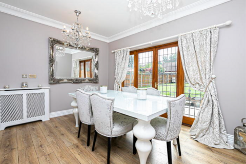 4 bedroom house for sale, The Sycamores, Essex, CM5