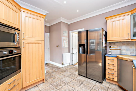 4 bedroom house for sale, The Sycamores, Essex, CM5