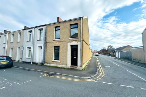 3 bedroom end of terrace house for sale, Robinson Street, Llanelli