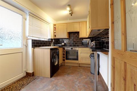 2 bedroom semi-detached house for sale, Tawney Close, Kidsgrove