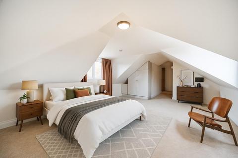 2 bedroom flat for sale, Penthouse Apartment, Finchley Road , NW3
