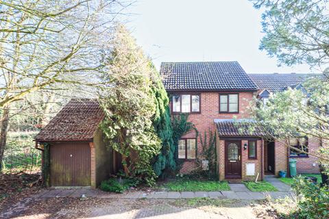 3 bedroom end of terrace house to rent, Edmond Beaufort Drive, St. Albans, AL3