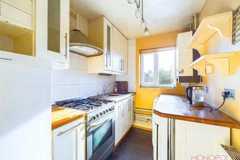 1 bedroom maisonette for sale, Trinity Close, Rhostyllen, Wrexham