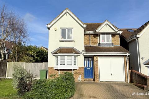 4 bedroom detached house for sale, Old Grove Close, West Cheshunt