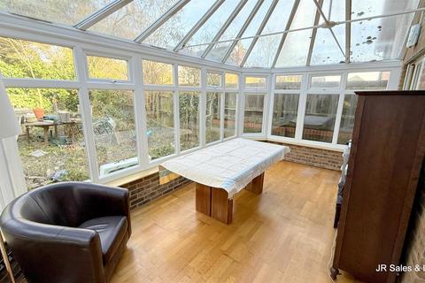 24 Old Grove Close, Cheshunt, Waltham Cross, EN7 6UN