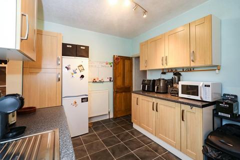 undefined, 14 Grove Park View, Harrogate, HG1 4BT