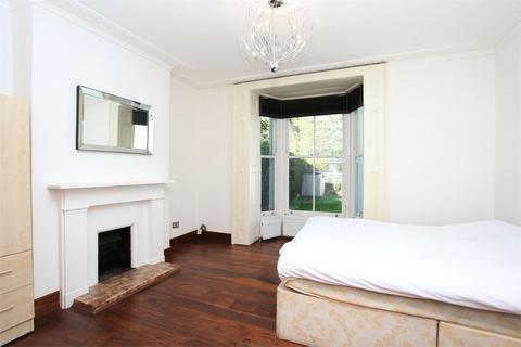 2 bedroom flat to rent, Dalling Road, Hammersmith W6