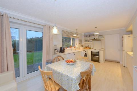 3 bedroom semi-detached house for sale, Frankton Close, Telford Estate, Shrewsbury