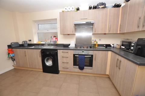 2 bedroom apartment for sale, Saw Mill Way, Burton-On-Trent DE14