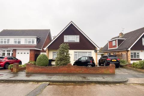 3 bedroom detached house to rent, Southend-on-Sea SS1