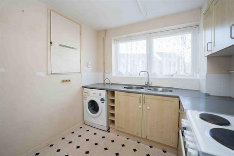 2 bedroom maisonette for sale, Maltings Close, Halesworth