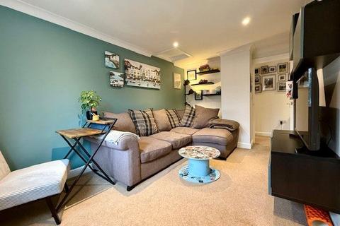 2 bedroom apartment for sale, Beeches Road, Cirencester, Gloucestershire, GL7