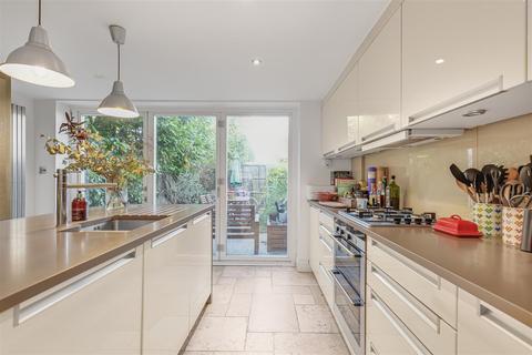 3 bedroom end of terrace house for sale, Princes Road, East Sheen. SW14