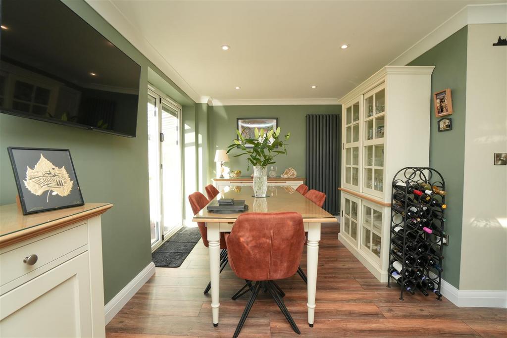 Dining Kitchen