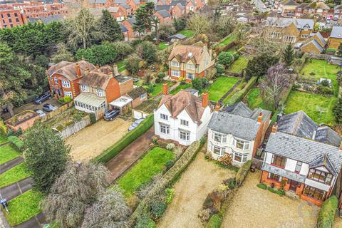 4 bedroom detached house for sale, Weedon Road, Northampton NN5