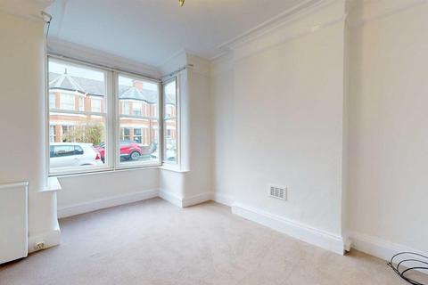 3 bedroom end of terrace house to rent, King Street, Cherry Orchard, Shrewsbury