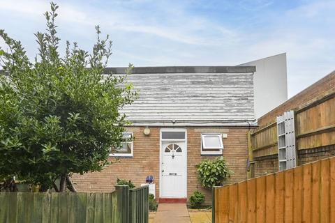 1 bedroom bungalow for sale, Cornford Grove, Balham, London, SW12