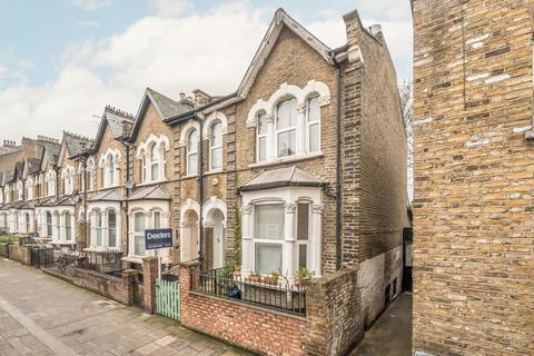 1 bedroom flat for sale, Clapton Passage, London E5