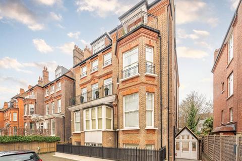 2 bedroom flat for sale, Fitzjohns Avenue, Hampstead, London, NW3