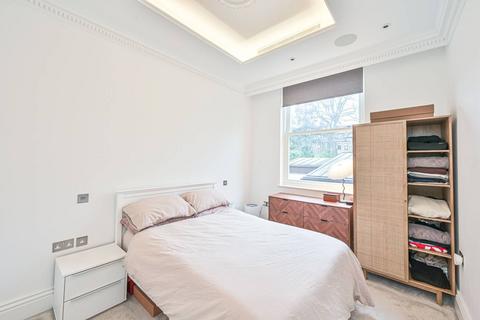 2 bedroom flat for sale, Fitzjohns Avenue, Hampstead, London, NW3