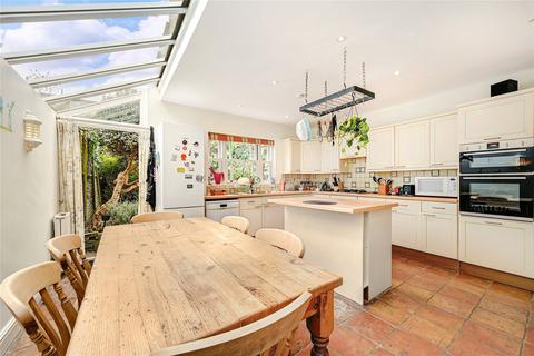 54 Burnfoot Avenue, London, SW6 5EA