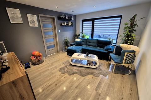 undefined, Farley Hill, Luton, Bedfordshire, LU1 5HQ