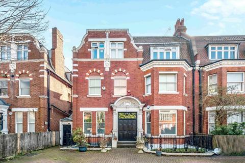 3 bedroom flat for sale, Frognal Lane, London NW3