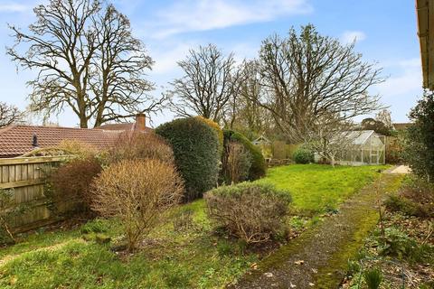 2 bedroom detached bungalow for sale, Perrys Gardens, West Hill