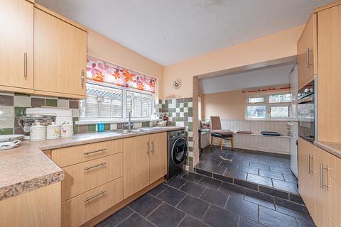 2 bedroom semi-detached house for sale, London Road, Bagshot