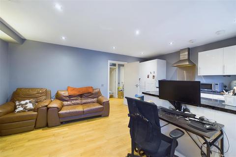 1 bedroom flat for sale, Scrooby Street, London, SE6