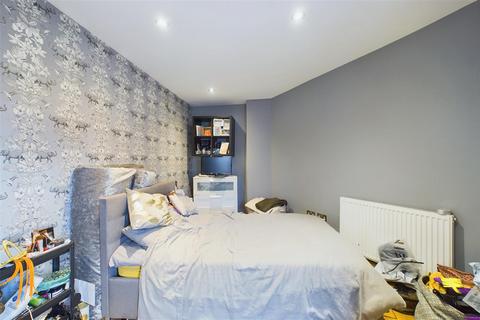 1 bedroom flat for sale, Scrooby Street, London, SE6