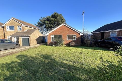 2 bedroom bungalow for sale, Harkwood Drive, Hamworthy, Poole, BH15