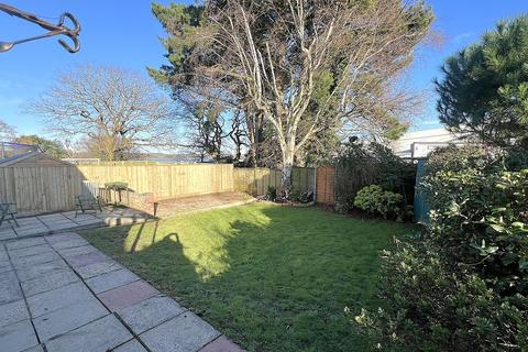 2 bedroom bungalow for sale, Harkwood Drive, Hamworthy, Poole, BH15