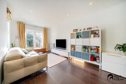 4 bedroom detached house for sale, Walpole Road, Bromley, BR2