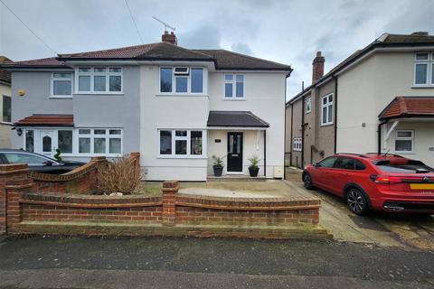 3 bedroom house for sale, Warren Drive, Hornchurch