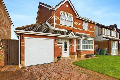 4 bedroom detached house for sale, Water Avens Close, Cardiff. CF3