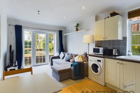 undefined, Granville Court, Granville Road