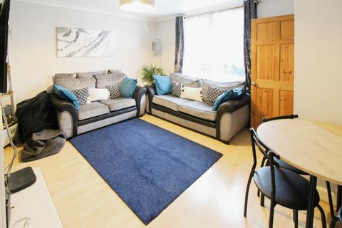 2 bedroom terraced house for sale, Arrowsmith Path, Chigwell IG7