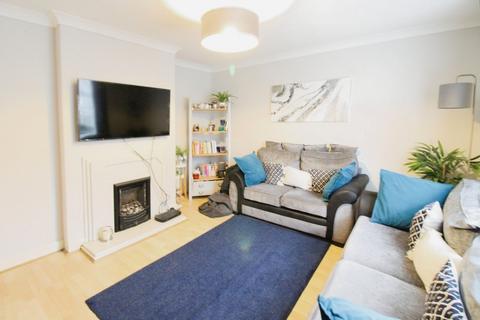 2 bedroom terraced house for sale, Arrowsmith Path, Chigwell IG7