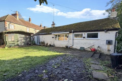 1 bedroom detached bungalow for sale, Park Street, Heytesbury