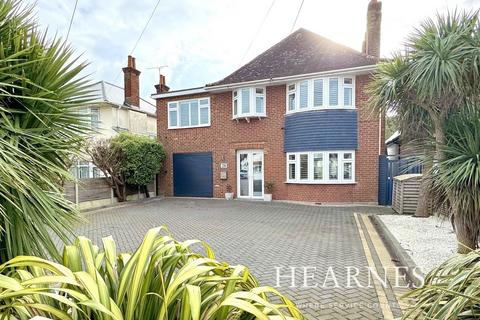 4 bedroom detached house for sale, Lulworth Avenue, Hamworthy, Poole, BH15