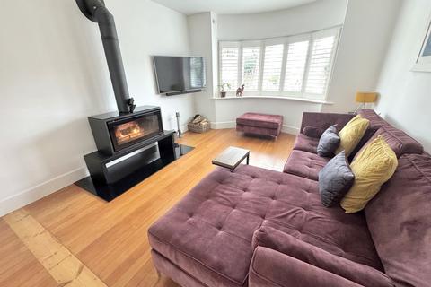 4 bedroom detached house for sale, Lulworth Avenue, Poole, BH15