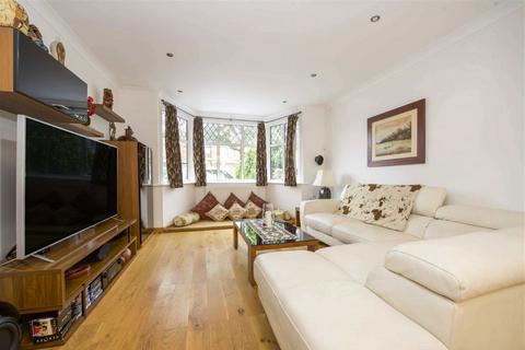 4 bedroom semi-detached house to rent, Whitton Road, Twickenham TW2