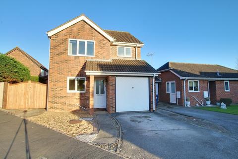 3 bedroom detached house for sale, Kingfisher Close, Chatteris