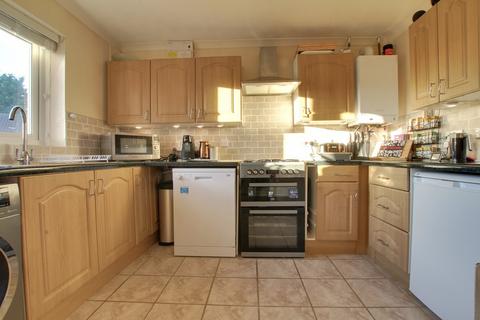 3 bedroom detached house for sale, Kingfisher Close, Chatteris